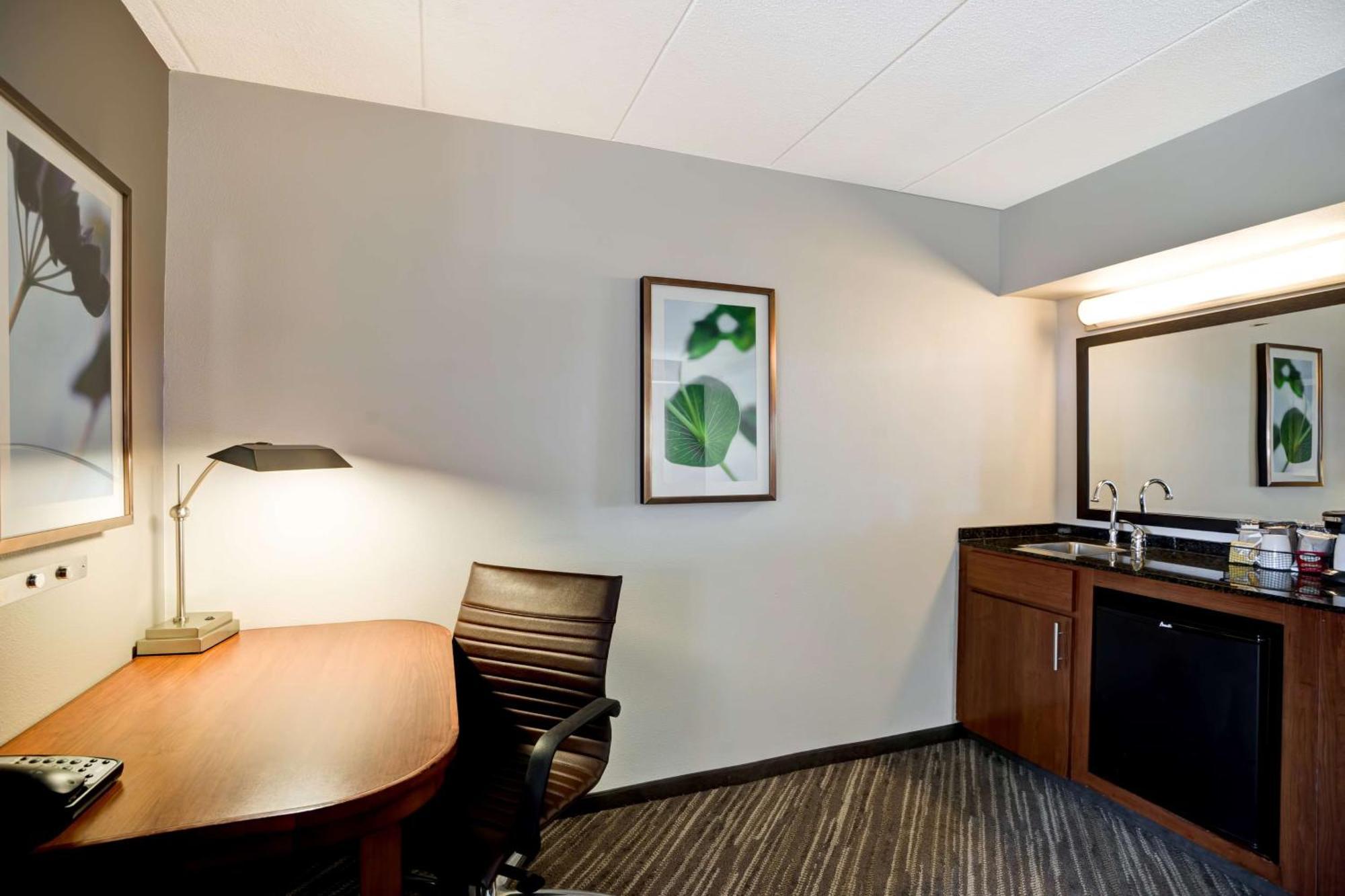 Hyatt Place Baltimore/Bwi Airport Линтикам Экстерьер фото